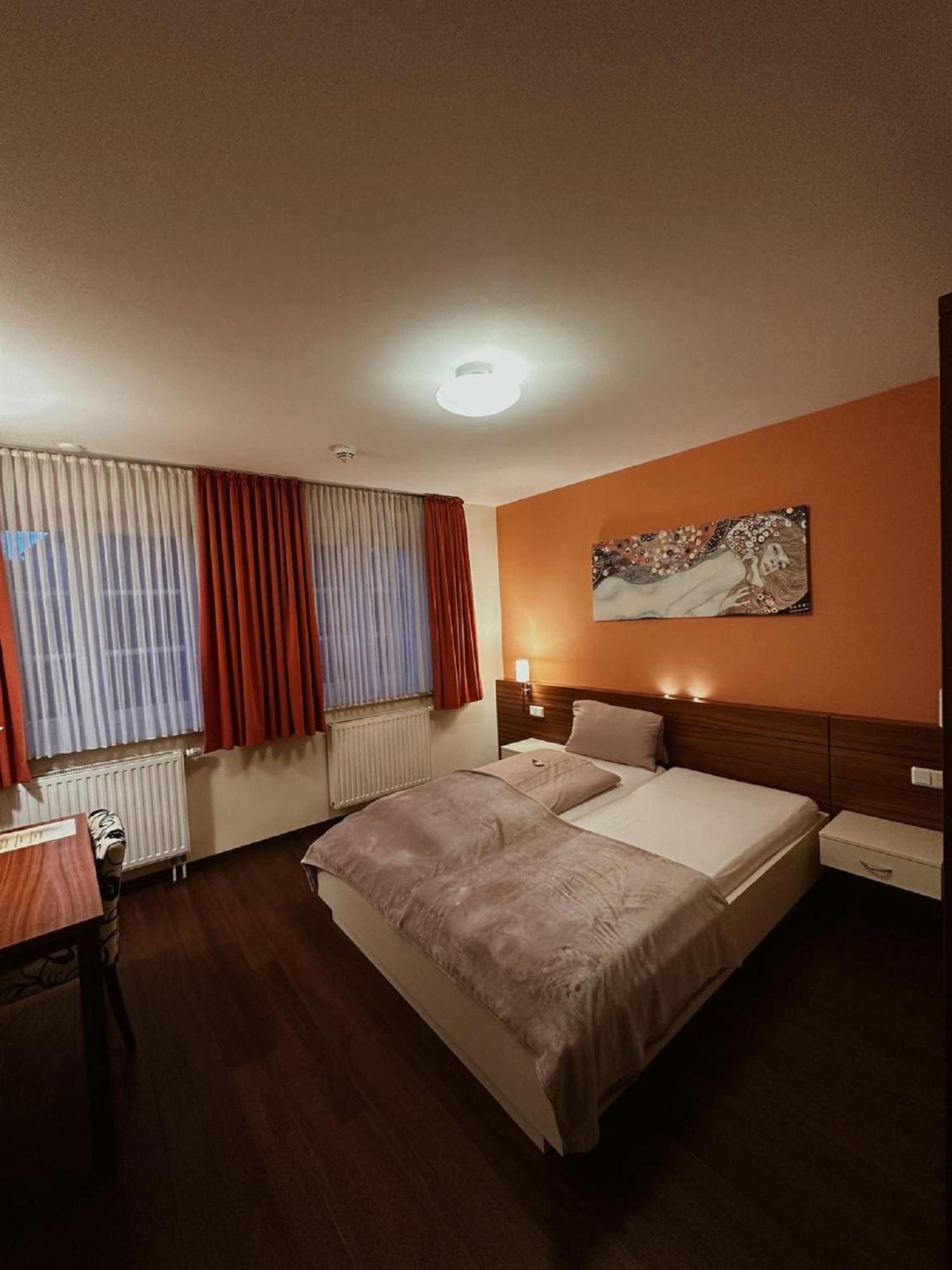 Gasthaus Lindenhof Otel Much Dış mekan fotoğraf
